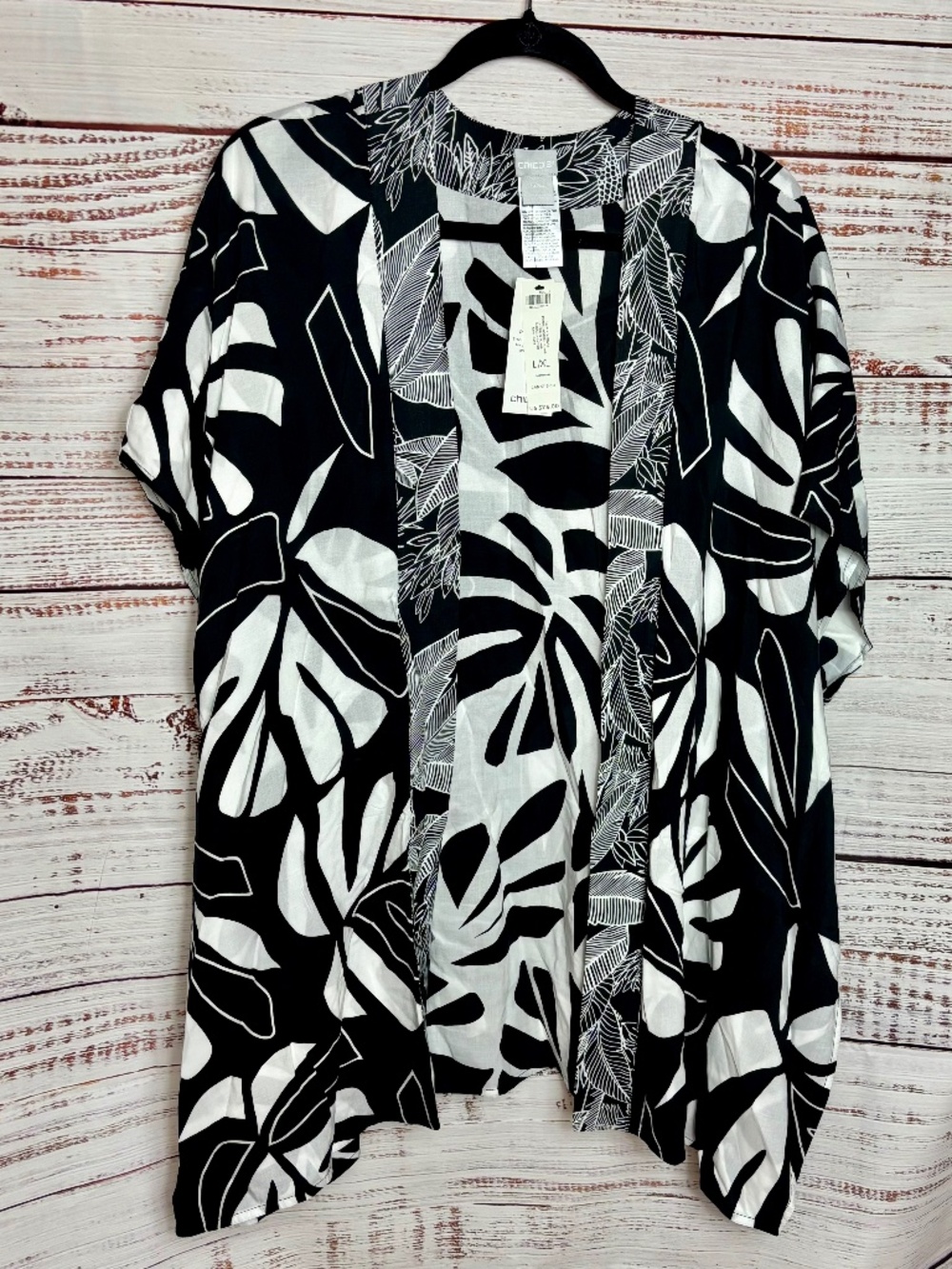 Chico's NWT Ruana black & white reversible size L/XL